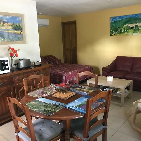 Appartement Les Buis à Carpentras Extérieur photo